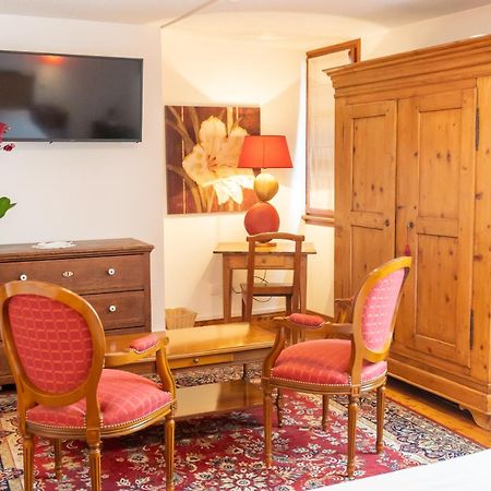 Hotel A L'Oriel รีควีร์ ภายนอก รูปภาพ