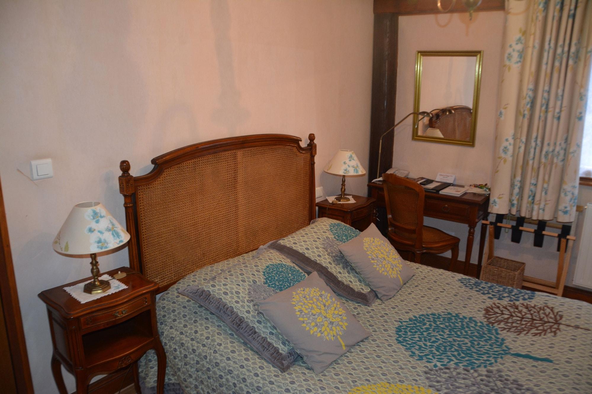 Hotel A L'Oriel รีควีร์ ภายนอก รูปภาพ