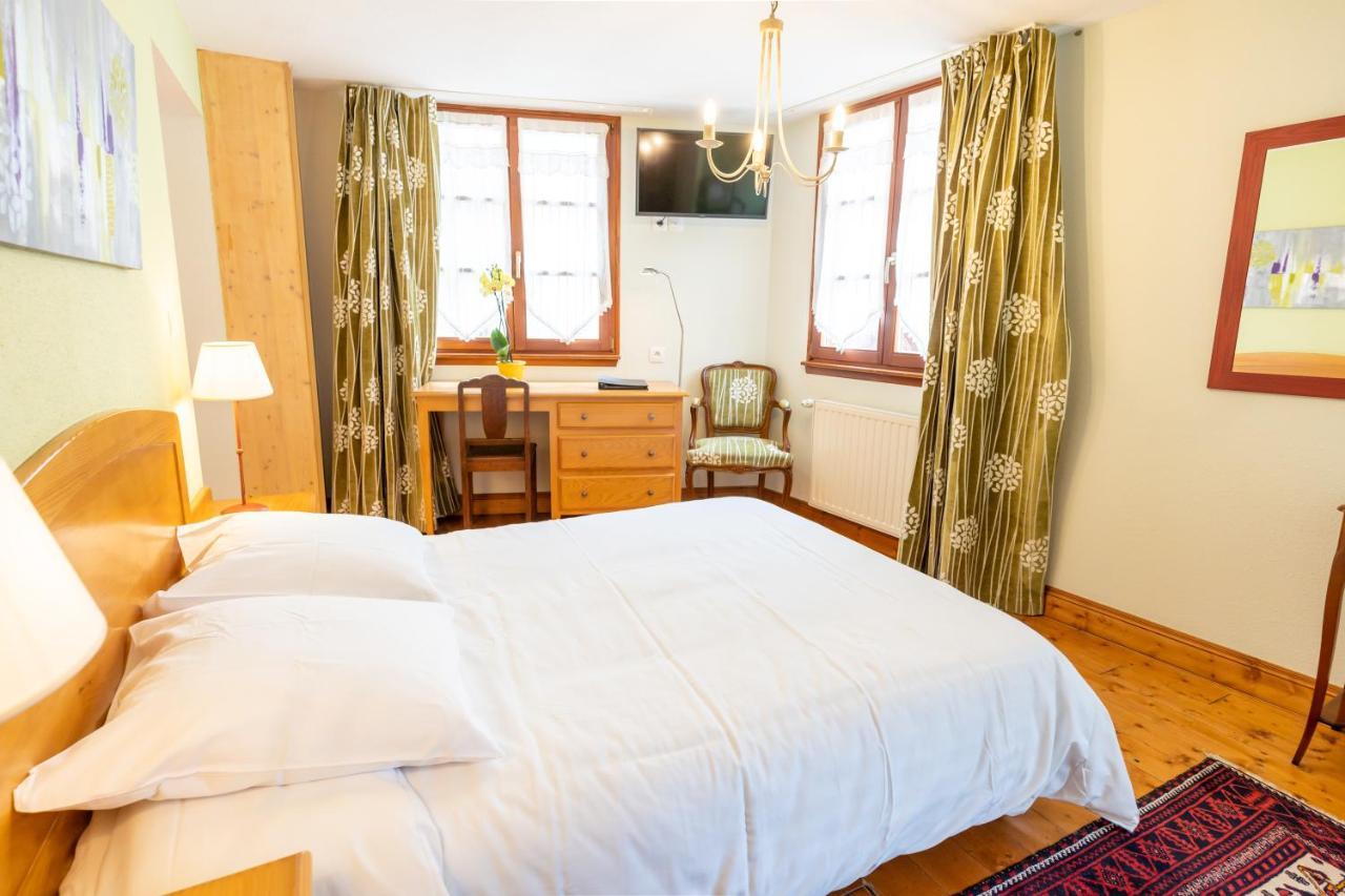 Hotel A L'Oriel รีควีร์ ภายนอก รูปภาพ