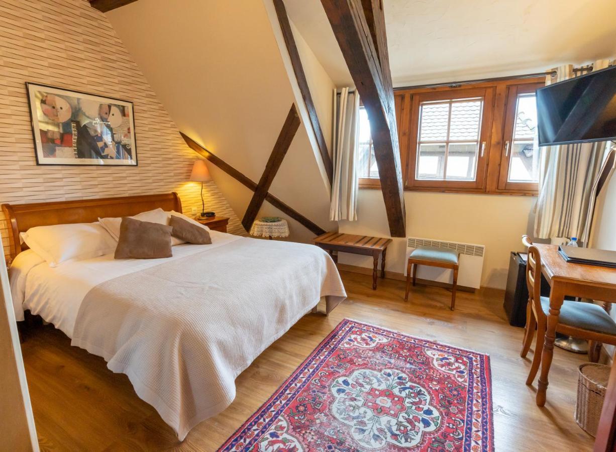 Hotel A L'Oriel รีควีร์ ภายนอก รูปภาพ