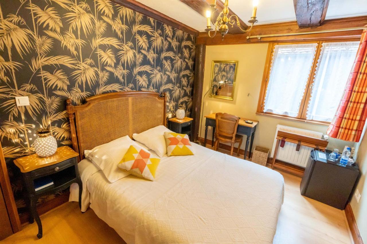 Hotel A L'Oriel รีควีร์ ภายนอก รูปภาพ